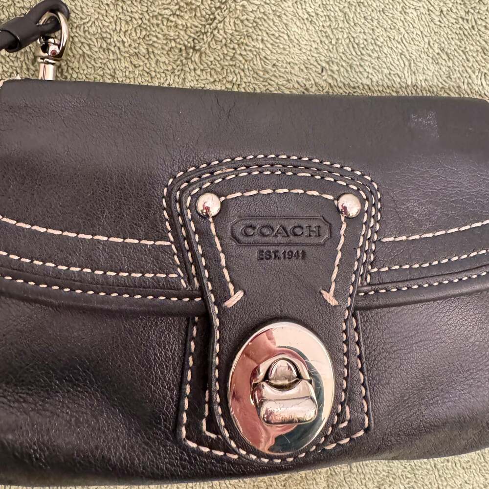 Vintage Y2K Coach Mini Signature Wristlet - Picture 3 of 7